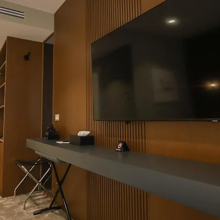 Urbanin & Hotel Tirana